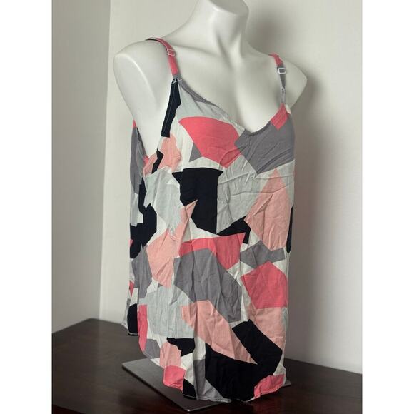 Torrid Essential Multi-Color Geometric Print Tank Top 1X (14/16) - Picture 2 of 9